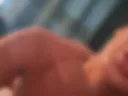 Полностью голенькая. Сажусь тебе на язычку.