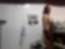 manoseandonoe en al cocina jugando con mi culo y tetas