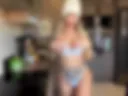 Sexy dance, finger fuck and wand play!
