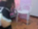 esta sexy maid hace limpieza estando cachonda