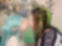 Elf kisses