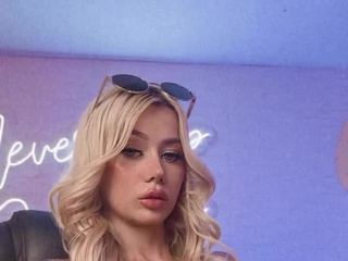 Sweet lips
