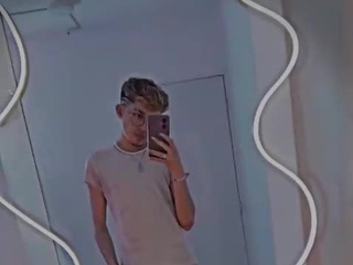sexy axel