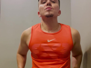 HOT AT GYM
