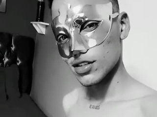 Hi