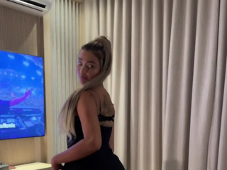 Slap that ass while I twerk it