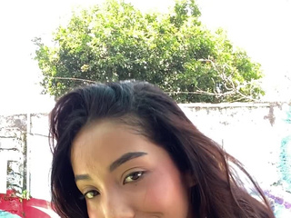 Kiss me!
