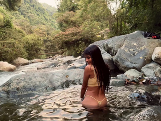 An afternoon in the river