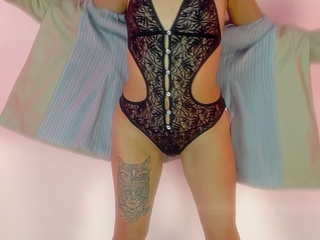 SEXY ANTONELLA OMG