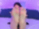 Come and lick my pink feet
