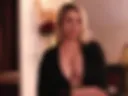 Close up Tease