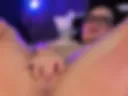 Play with my pussy