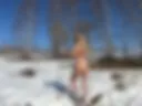 Nude on the ski