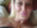 Meine Titten und meine Pussy ganz nah auf der Couch