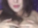 Show boobs