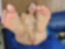 Show feets and my hoy pussy