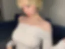 Shake naked tits