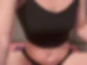 Je jouis avec mon vibro et mon gode