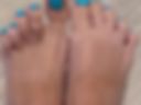 Toes