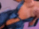 Touc my body and mamke moan