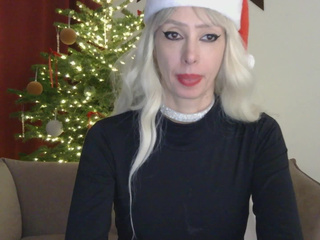 Christmas baby is waiting for Santa to get her gift. I need your cream in my mouth and on my face.