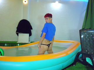 TWINK HORNY PLAYING WITK POOL BALL!!! ASSPLAY!!! ASS!!! GAY!!!