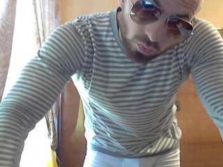 STRIPTEASE