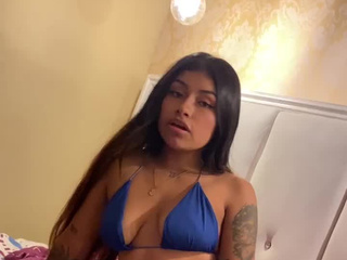 cock hungry petite, put it inside me