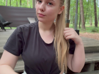 Beautifull blonde in the woods