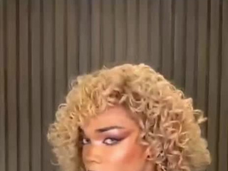 Starting the week with good vibes and soft curves