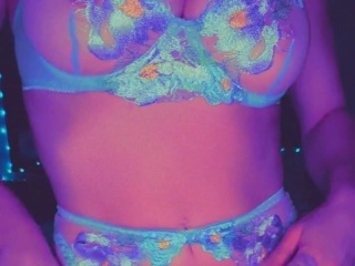 new set! do you like it? what else do you want to see me in?