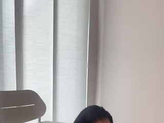 your favorite cinnamon skinned queen