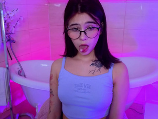 Naughty Tongue, Sweet Girl