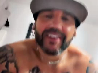 Huge cumshot!!!!