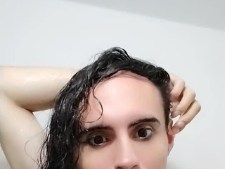 Let's play in the shower!