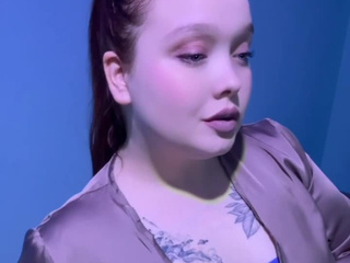 Как тебе халатик?