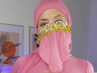 Today I'm not a secret, I'm your temptation live