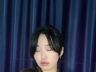 Небольшой приветственный стриптиз