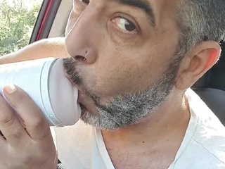 Sucking and licking, tuareg style