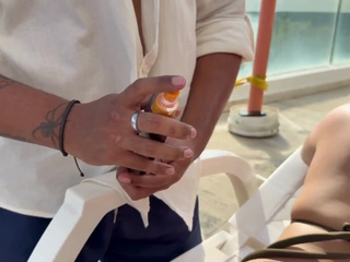 TANNING MY BIG BOTTOM