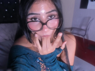 Fingering mouth