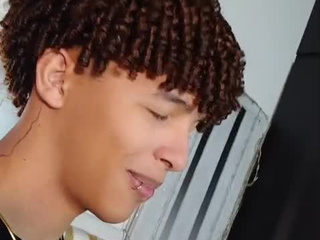 FOLLOW ME IAN