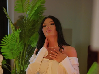White Shirt, No Rules