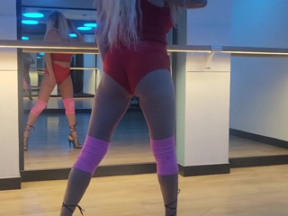 sexy dance for you