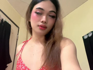 i am ur hot tgirl