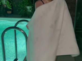💦a little private atmosphere from the pool❤️‍🔥